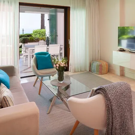 Frontline Ground Floor With Private Garden, Doncella Beach. Apartment Estepona